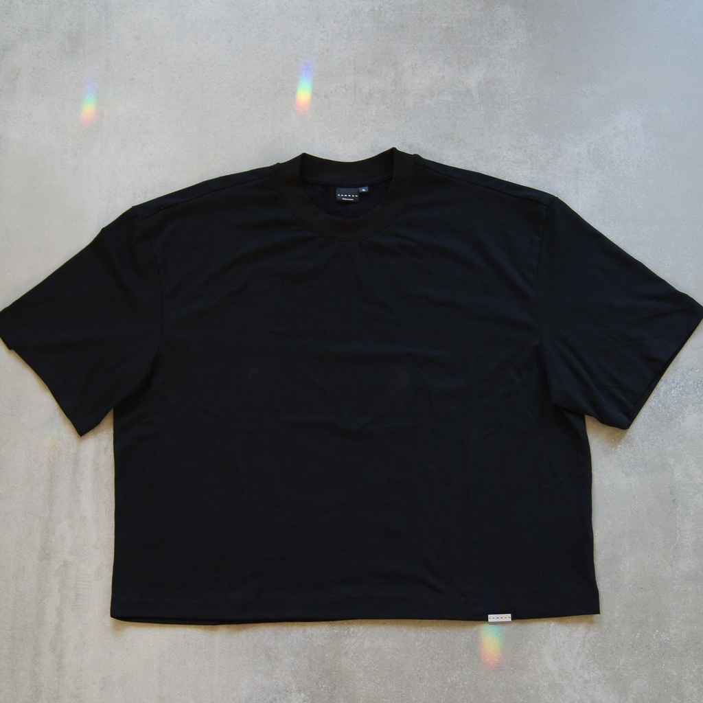 SMWN BASICAS BOXY NEGRA (M) 